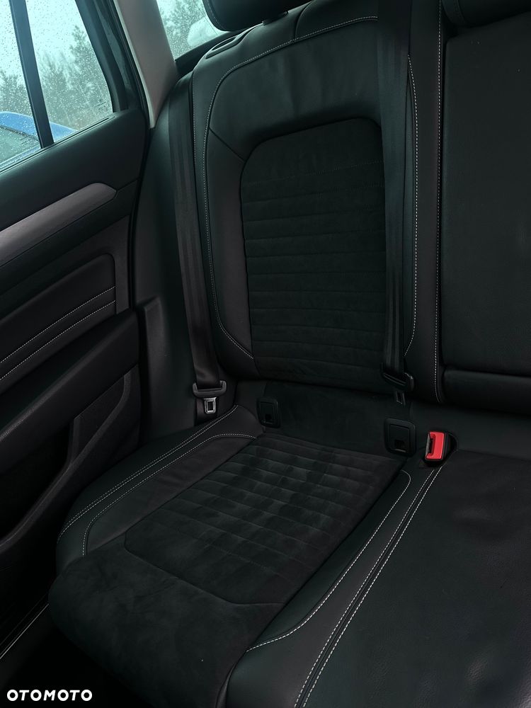 Volkswagen Passat 1.4 TSI DSG BlueMotion Technology Exclusive - 34