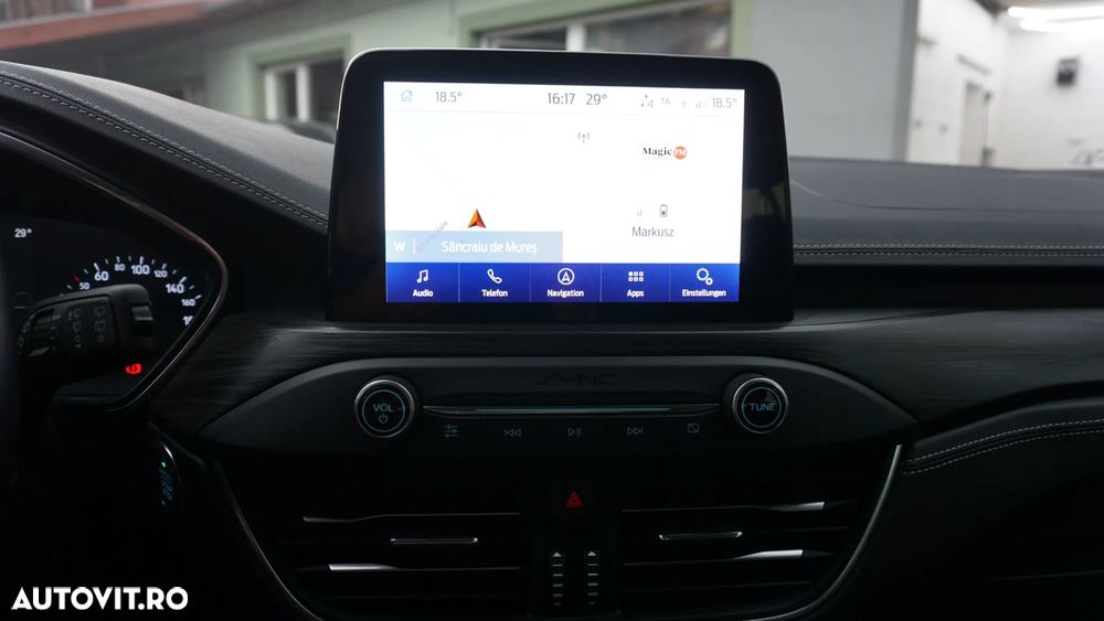 Ford Focus 1.5 EcoBoost Vignale - 29