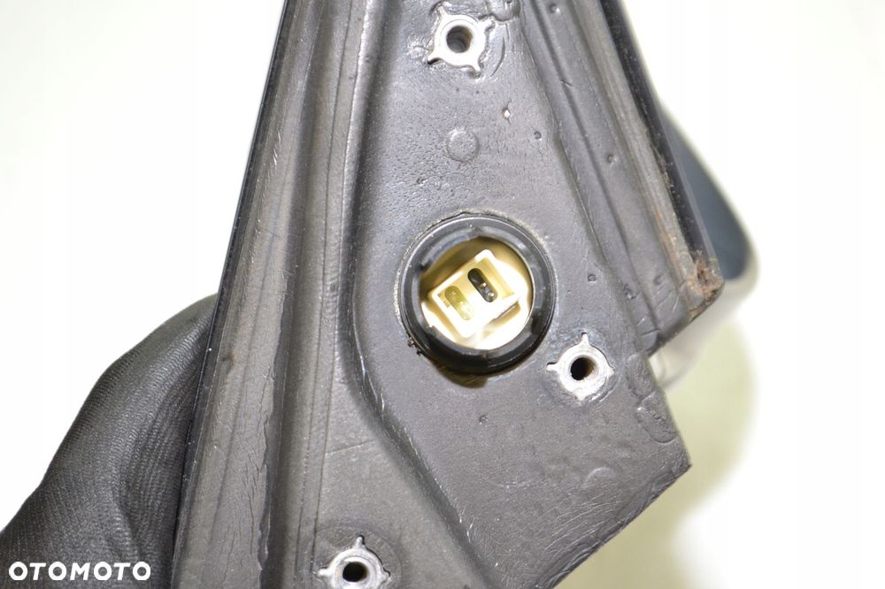 BMW E90 E91 LIFT LUSTERKO PRAWE 5PIN UK - 9