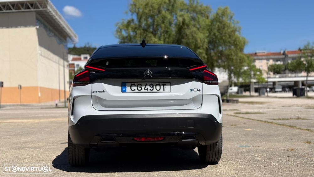 Citroën e-C4 156 MAX - 8