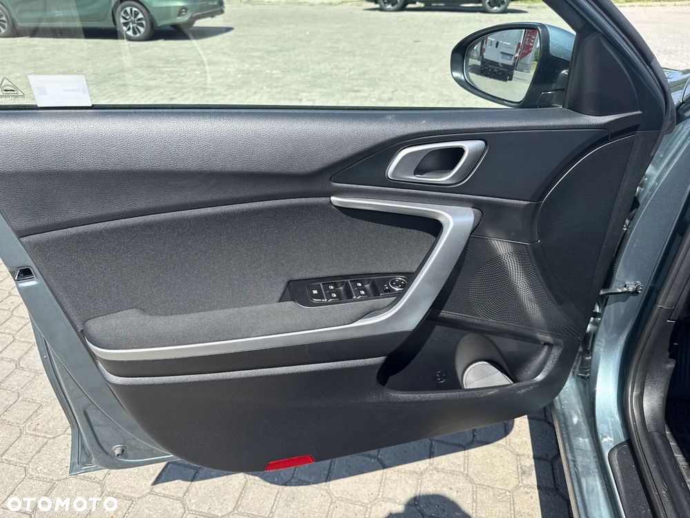 Kia Ceed 1.5 T-GDI M DCT - 10