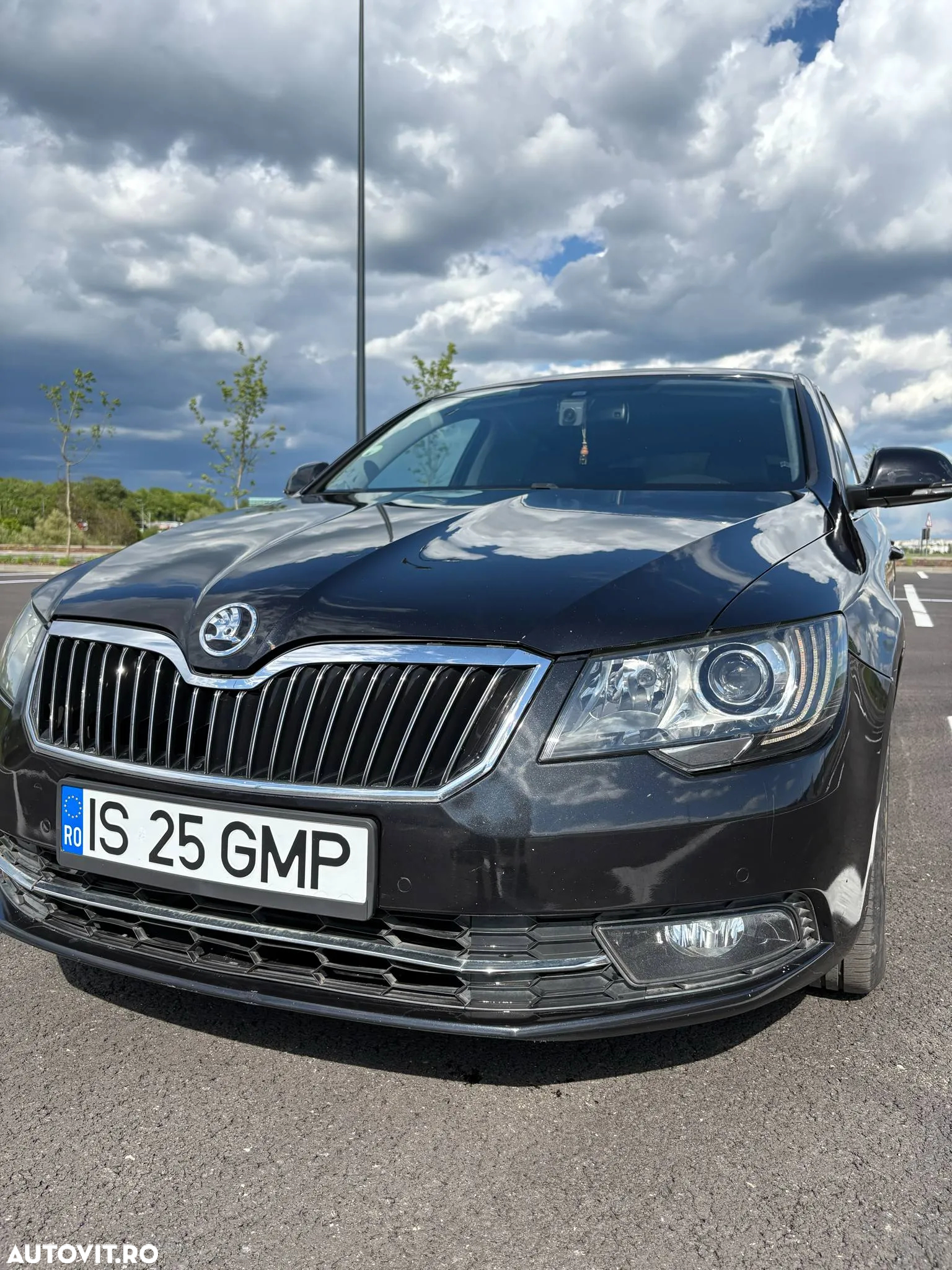 Skoda Superb 2.0 TDI DSG Elegance - 10