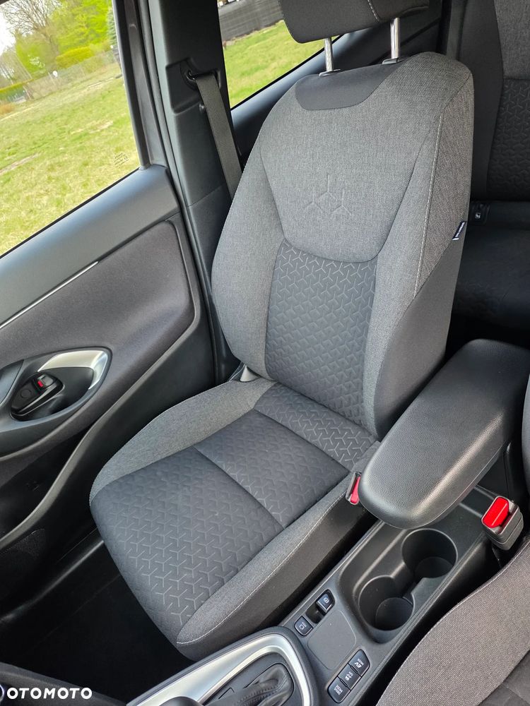 Toyota Yaris Cross Hybrid 1.5 Premiere Edition - 27