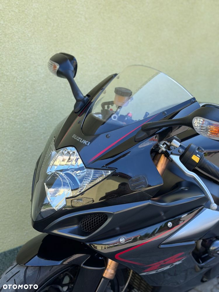 Suzuki GSX-R - 28