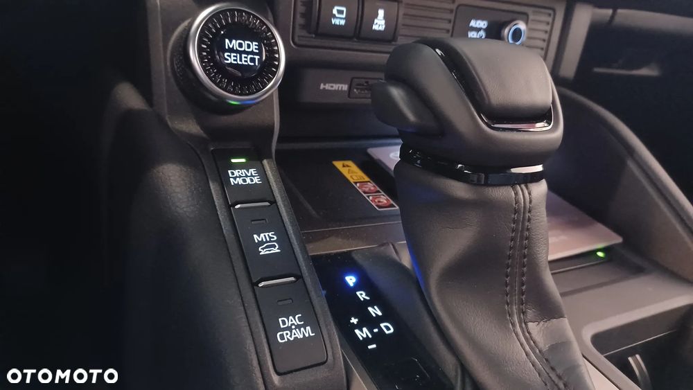 Toyota Land Cruiser - 17