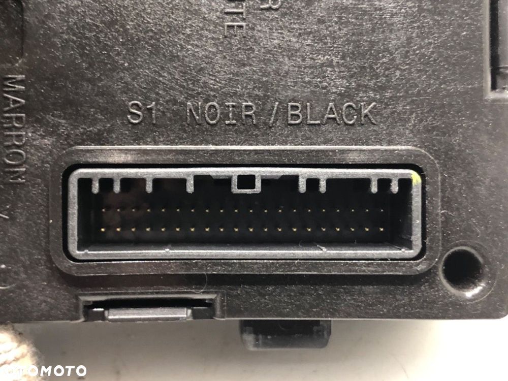 MODUŁ BCM  DACIA DUSTER (HM_) 2017 - 2022 1.0 TCe 90 67 kW [91 KM] benzyna 2021 - 2022 284B19446R - 3