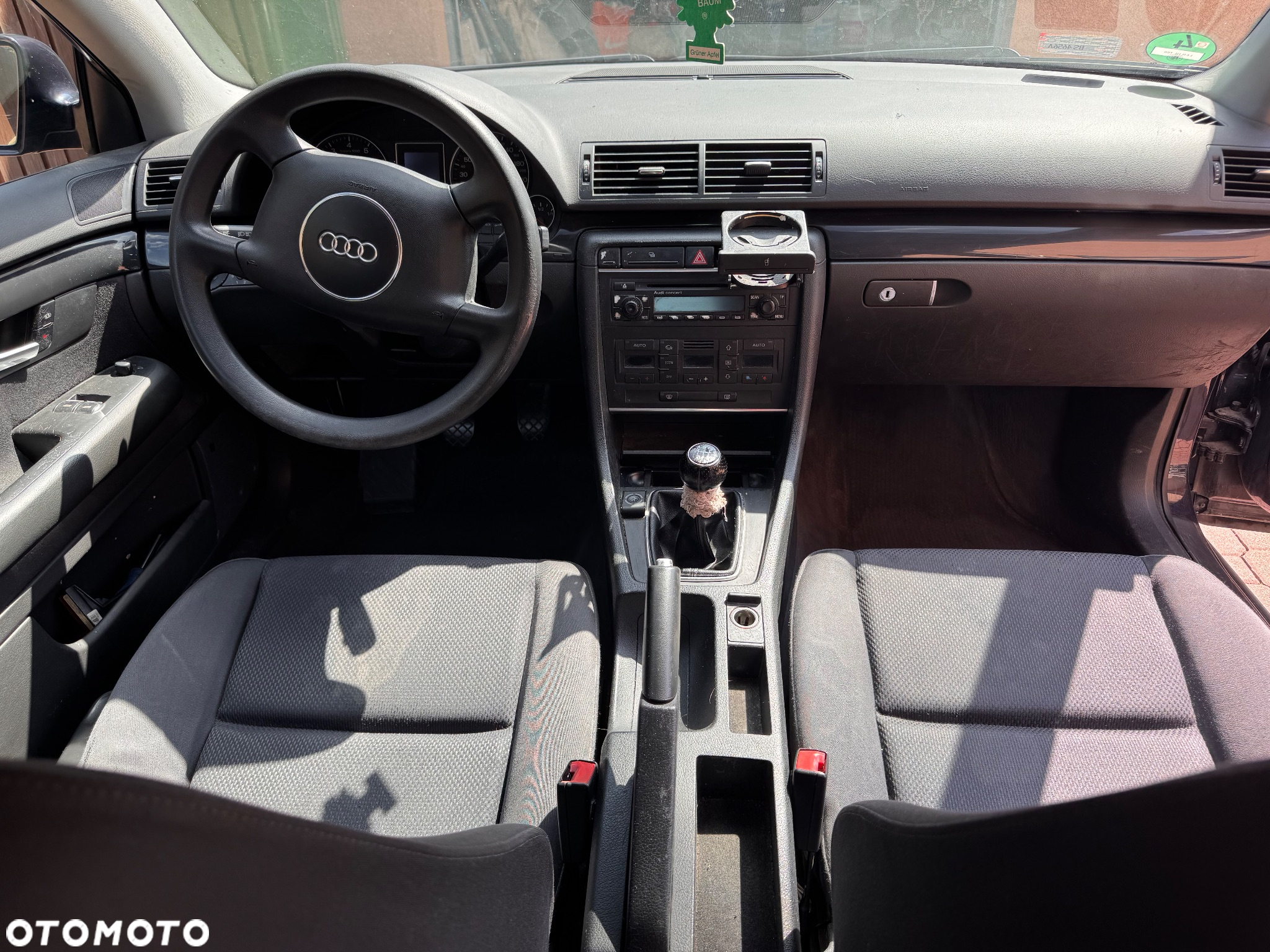 Audi A4 1.6 - 11