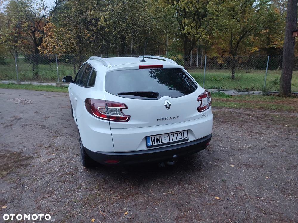 Renault Megane ver-1-6-dci-bose - 6