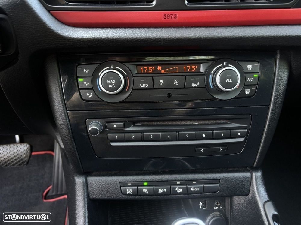 BMW X1 18 d xDrive Auto Line Sport - 19