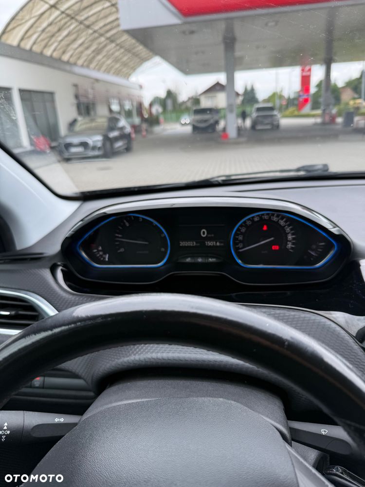 Peugeot 2008 1.6 BlueHDi Crossway S&S - 21
