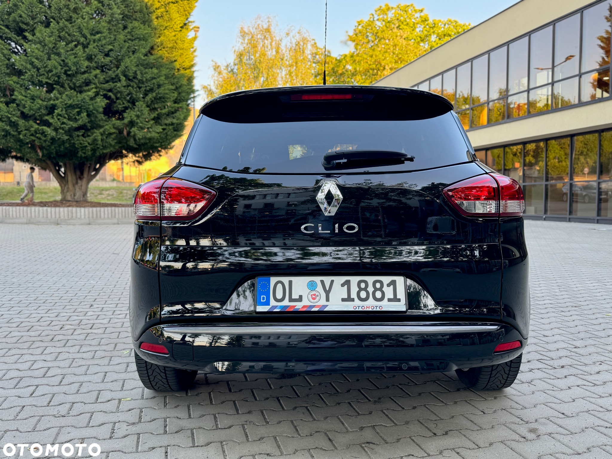 Renault Clio 1.2 16V Limited EU6 - 7
