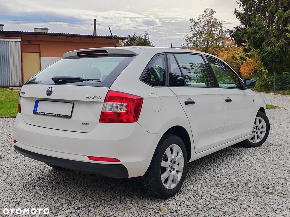 Skoda Rapid 2014 photo 2