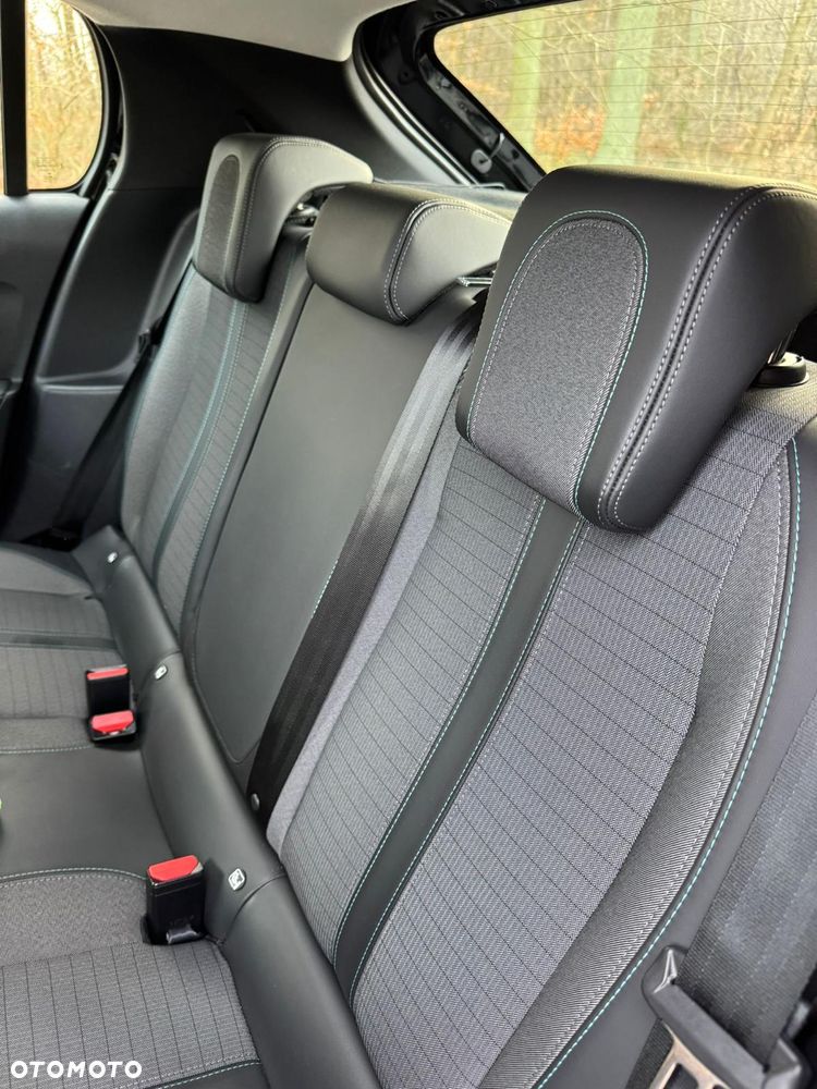Peugeot 208 1.2 PureTech Active S&S EAT8 - 14
