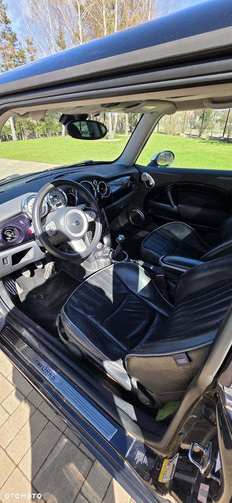 MINI John Cooper Works - 13