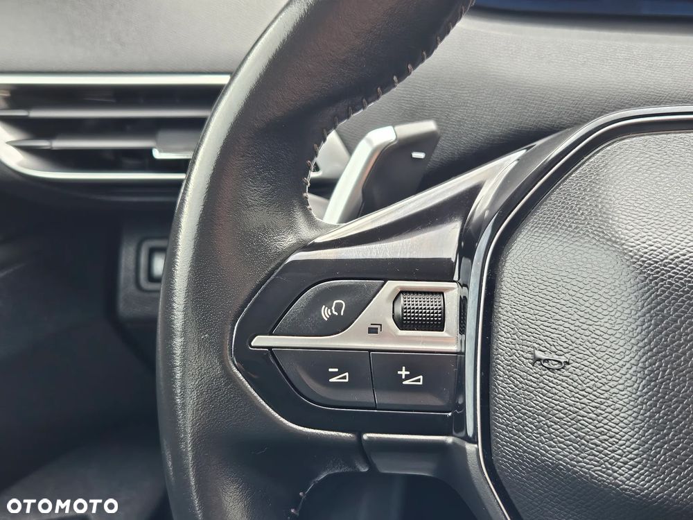 Peugeot 3008 1.2 PureTech Road Trip S&S EAT8 - 27