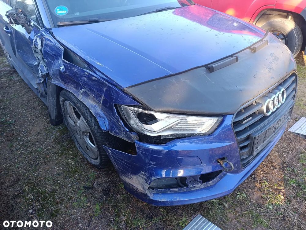 Audi A3 Limousine 2.0 TDI (clean diesel) quattro S tronic S line Sportpaket - 4