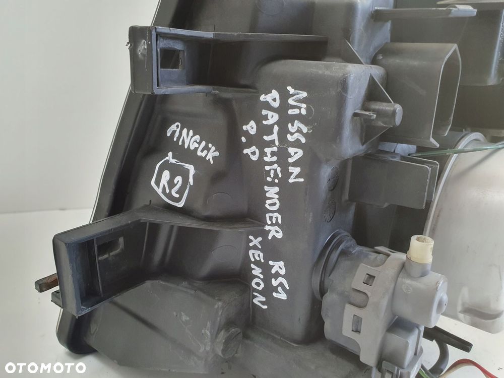 LAMPA PRAWA Nissan Pathfinder R51 Navara D40 III PRZEDNIA PRAWY PRZÓD xenon - 9