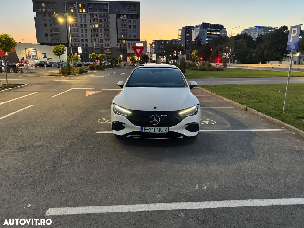 Mercedes-Benz EQE 350+ - 19