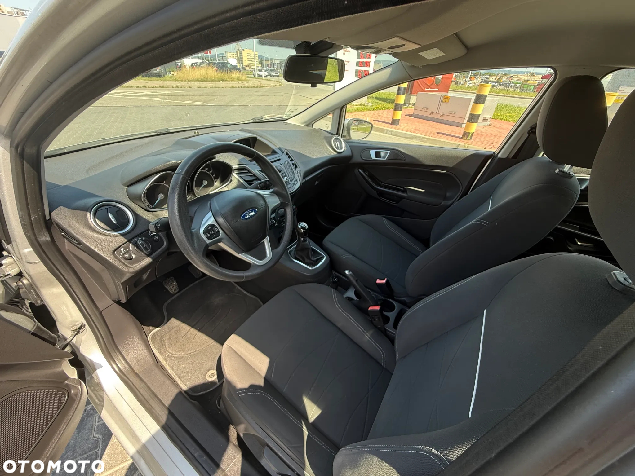 Ford Fiesta 1.5 TDCi Celebration - 11