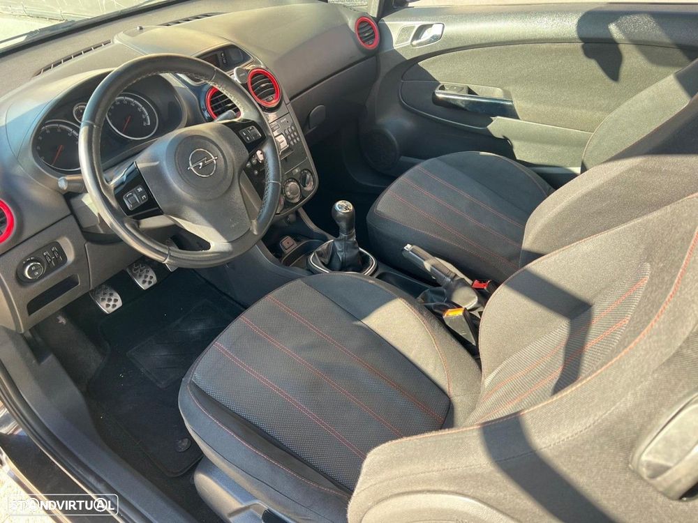 Opel Corsa 1.2 Black Edition - 7