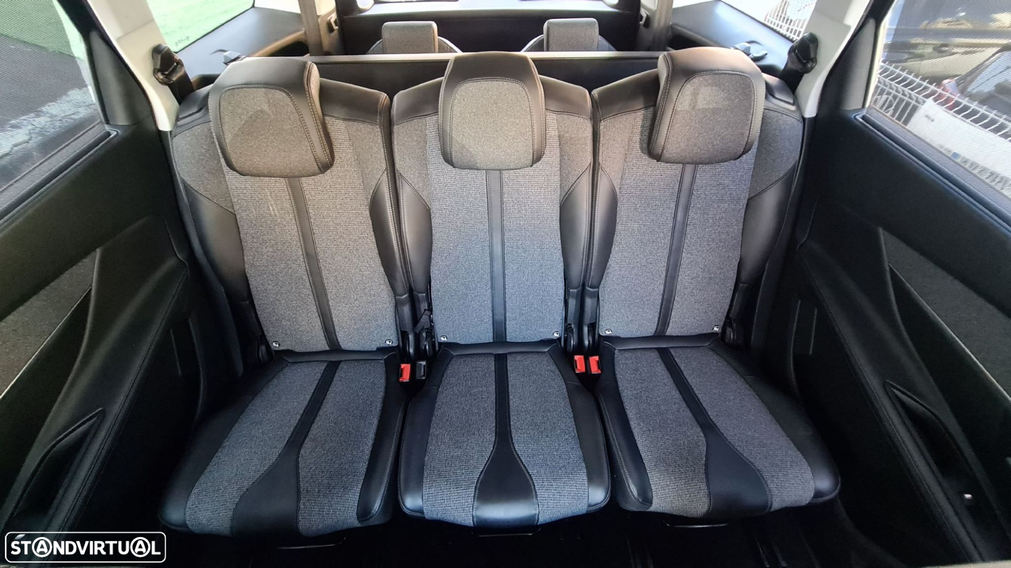 Peugeot 5008 1.6 BlueHDi Allure EAT6 J18 - 42