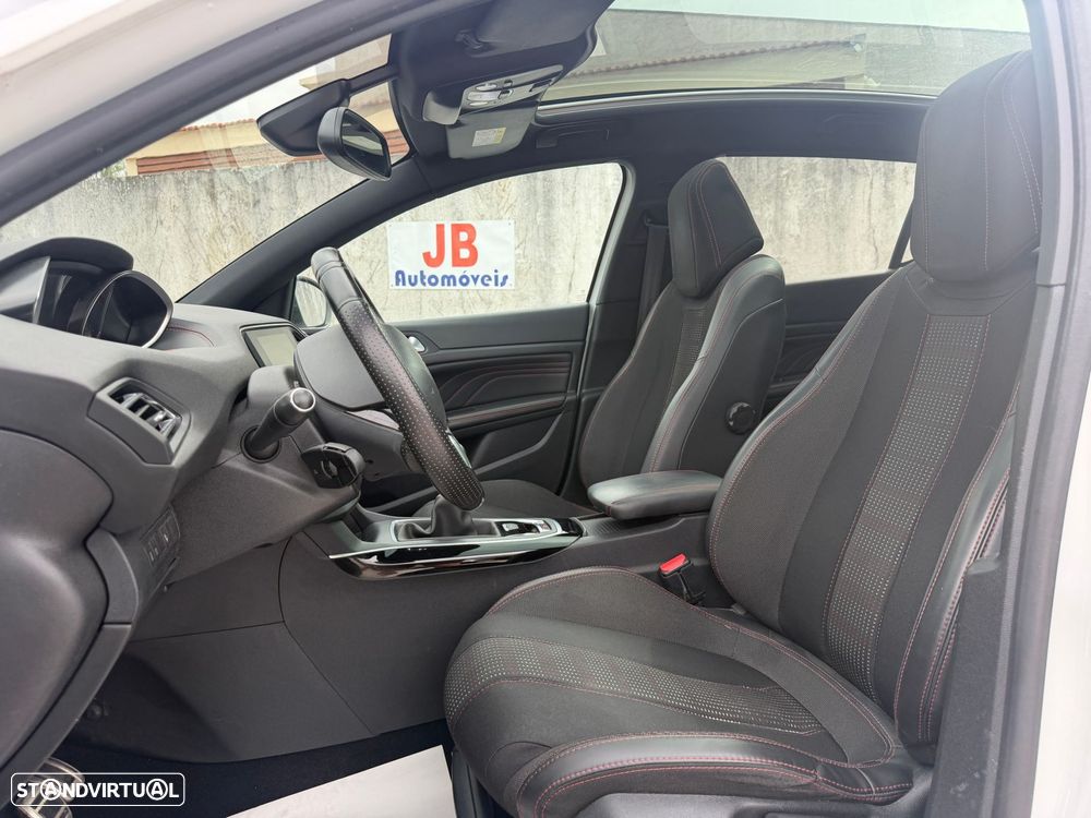 Peugeot 308 1.2 PureTech GT Line - 9