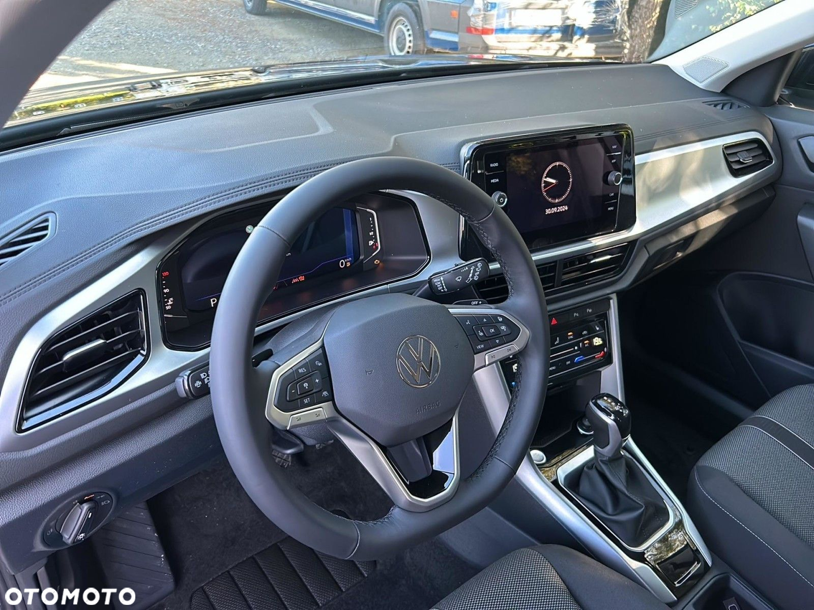 Volkswagen T-Roc - 5
