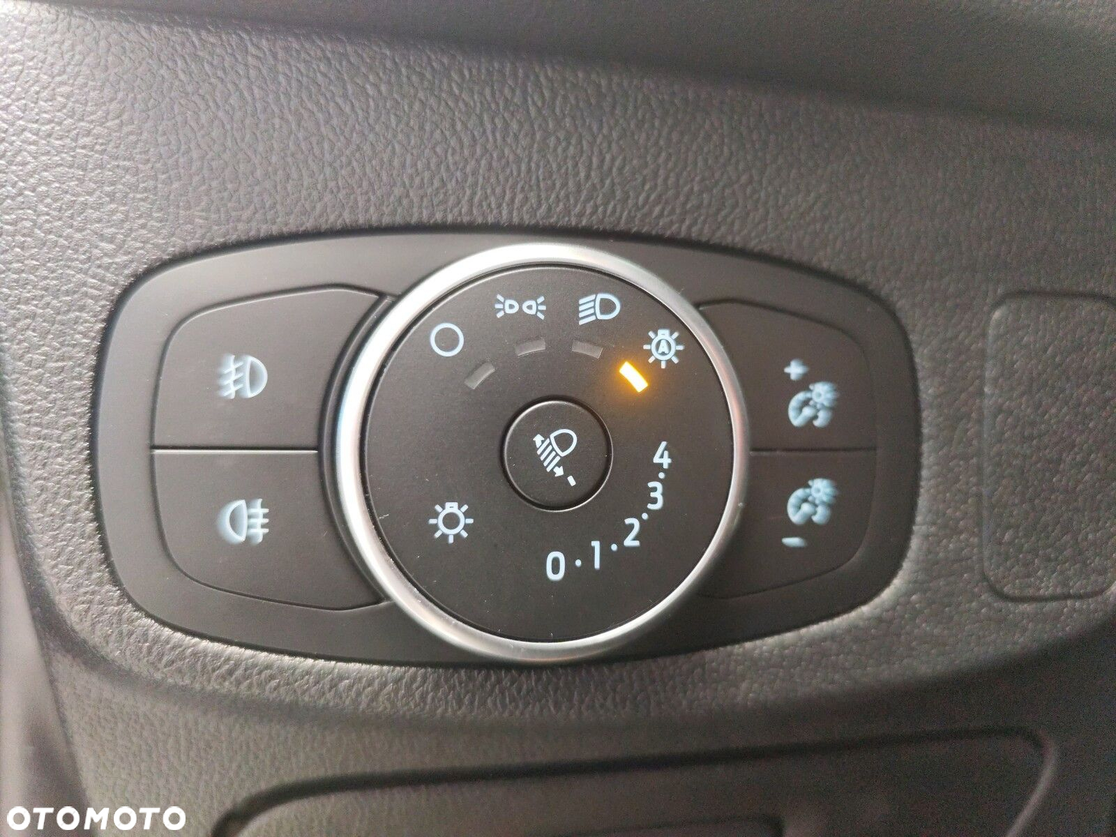 Ford Focus - 20