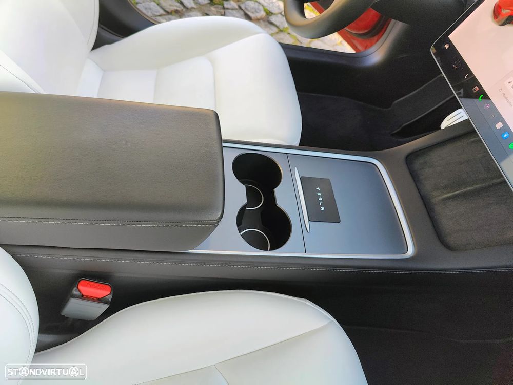 Tesla Model 3 Performance Dual Motor AWD - 17