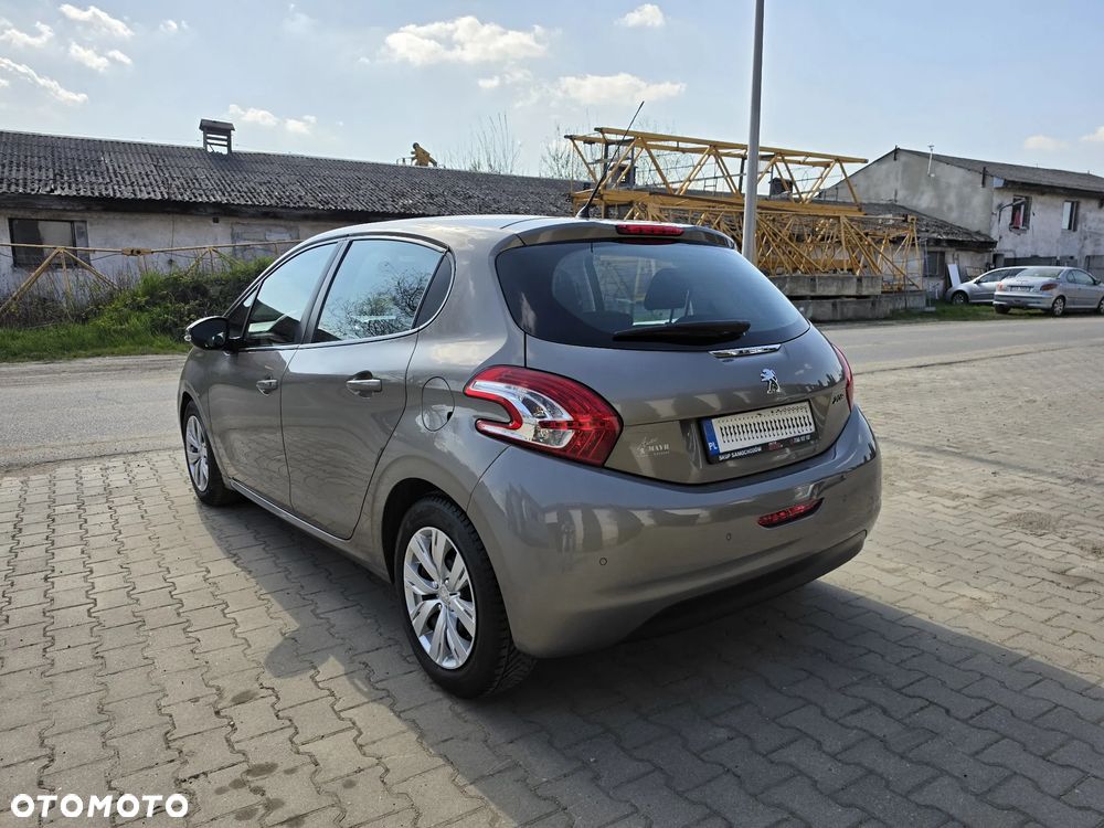 Peugeot 208 1.4 VTi Active - 4