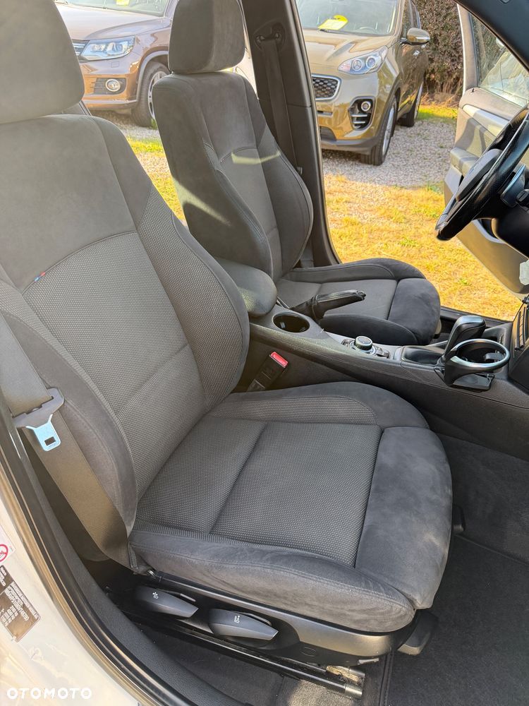 BMW X1 - 24