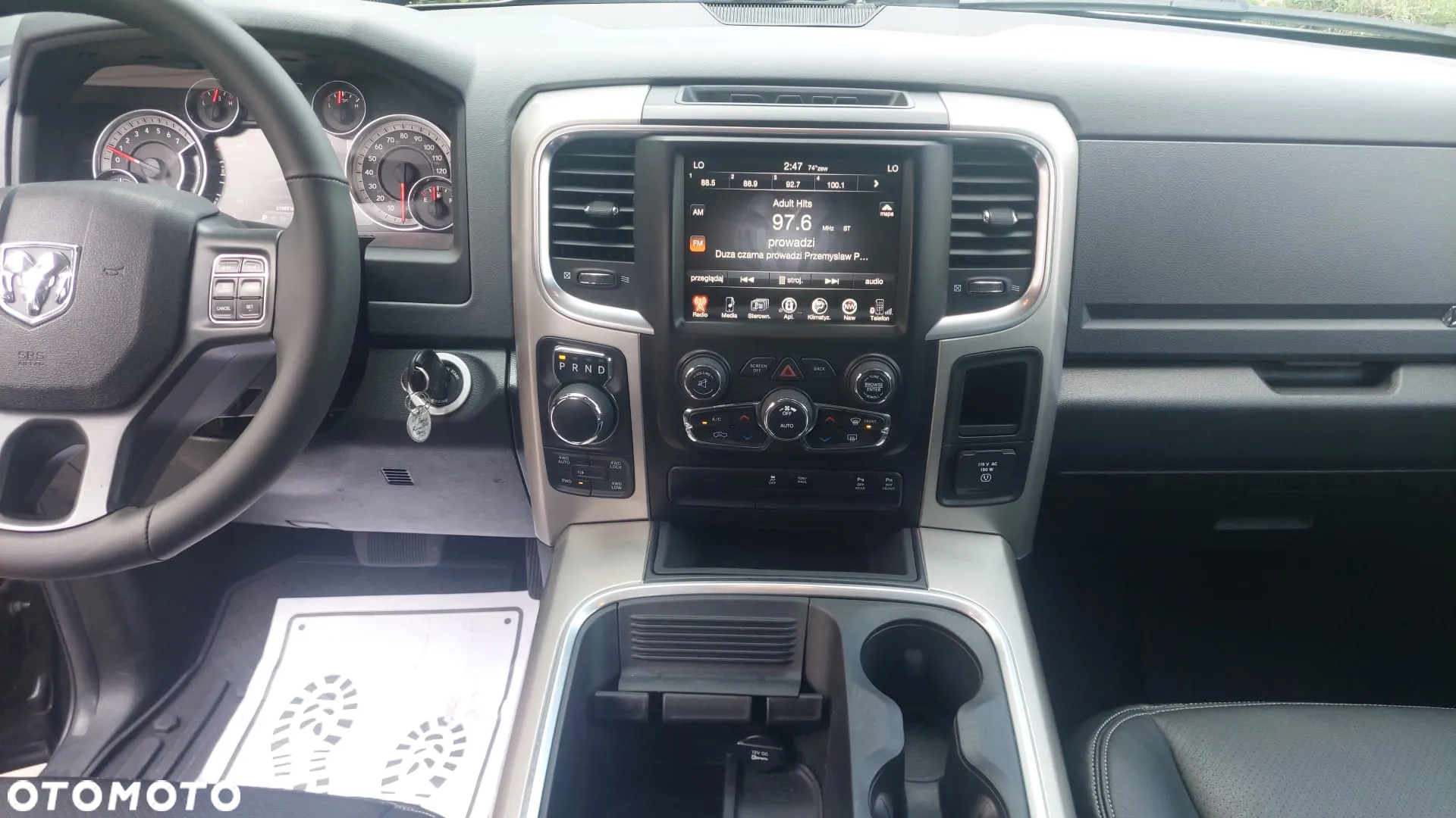 Dodge RAM 1500 5.7 4x4 - 10