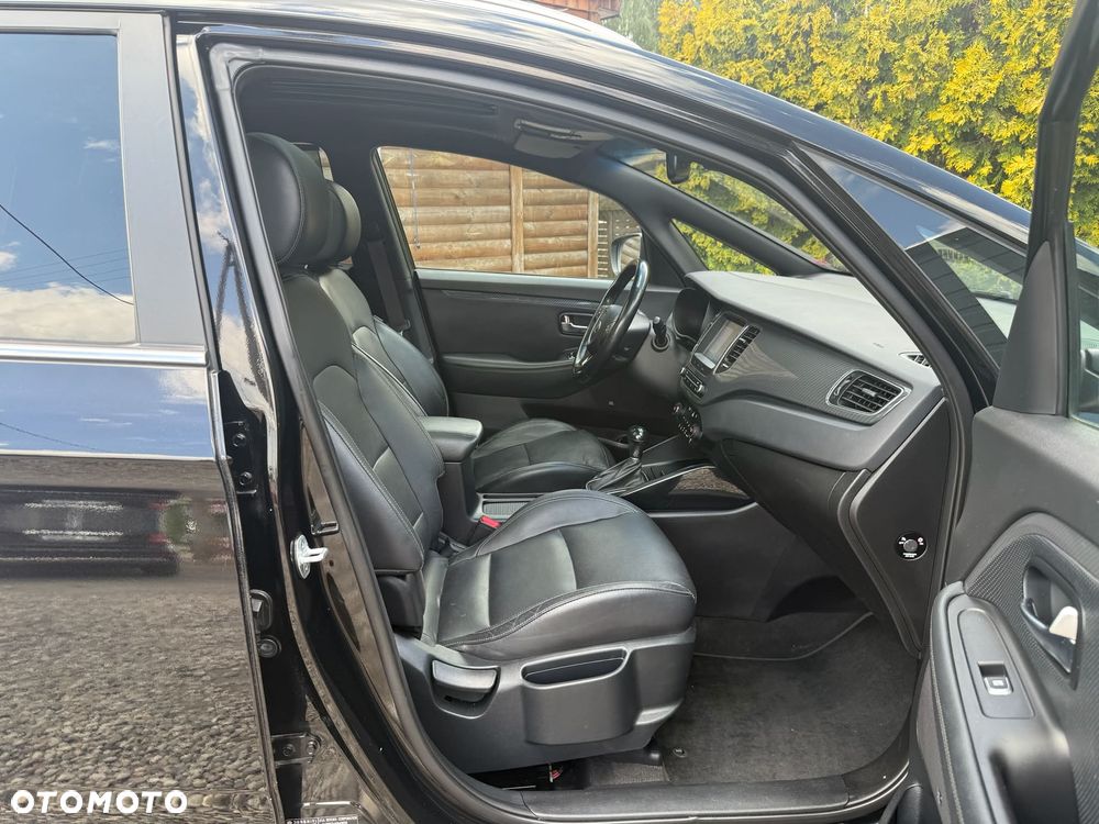Kia Carens 1.7 CRDi 141 ISG Spirit - 28