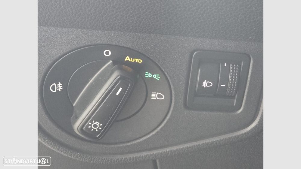 VW Taigo 1.0 TSI Urban DSG - 13