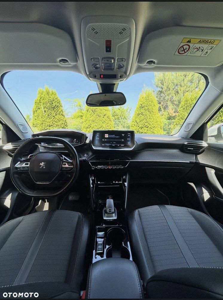 Peugeot 2008 1.5 BlueHDi Allure S&S EAT8 - 8