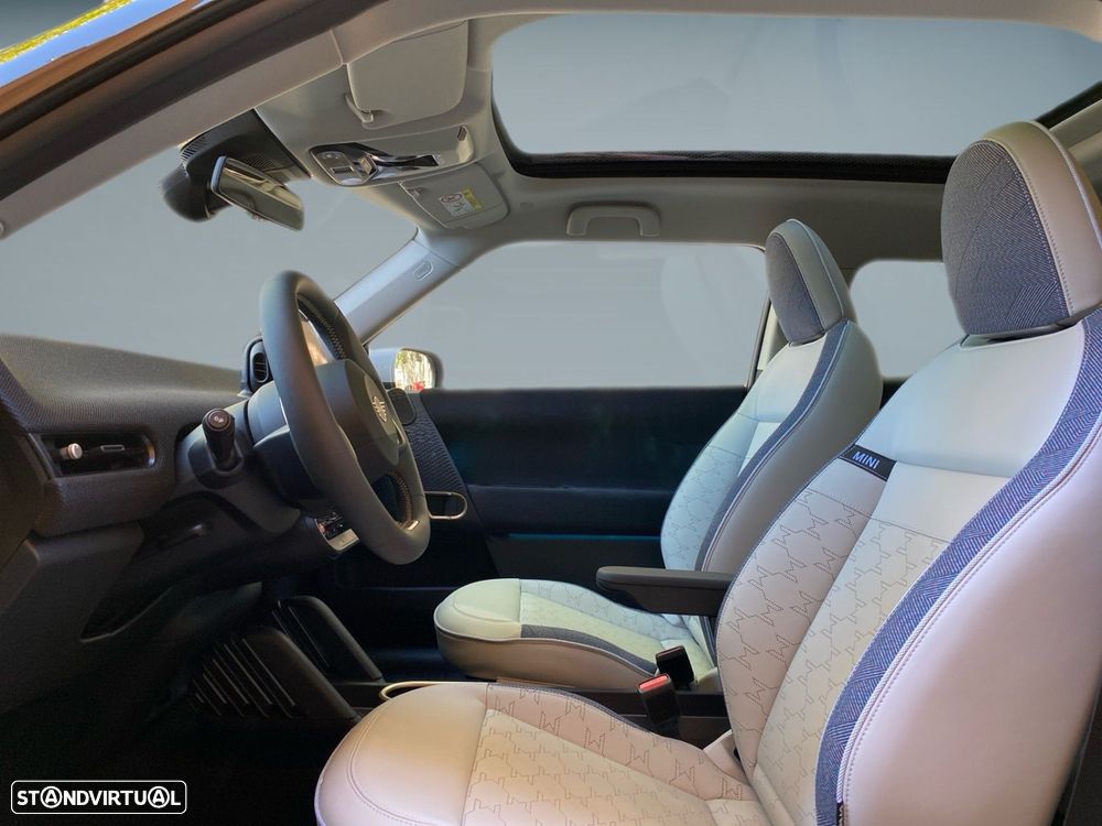 MINI 3 Portas Cooper SE Classic M - 4