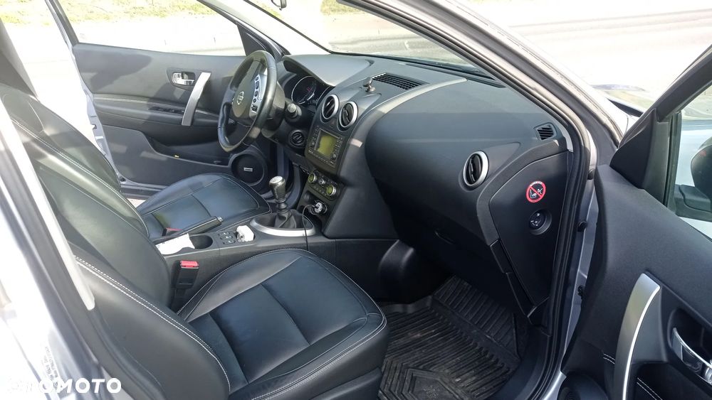 Nissan Qashqai 1.6 dCi DPF Start/Stop tekna - 6