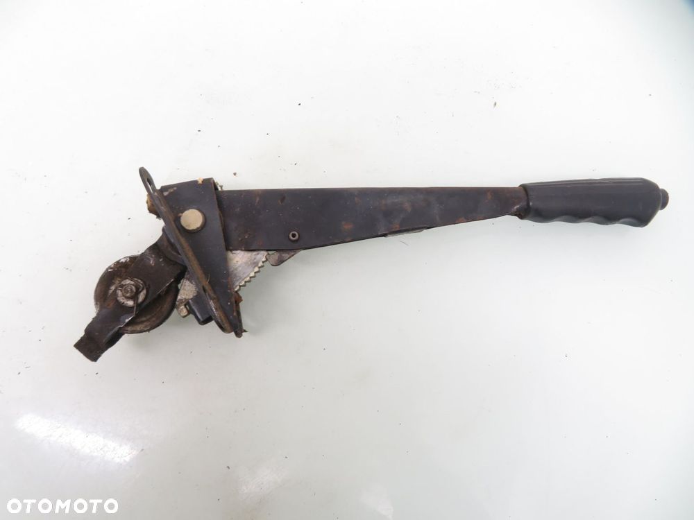 DŹWIGNIA HAMULCA RĘCZNEGO FIAT 126 - 1