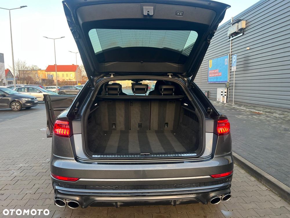 Audi SQ8 - 4