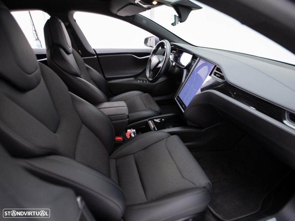 Tesla Model S 75D - 9