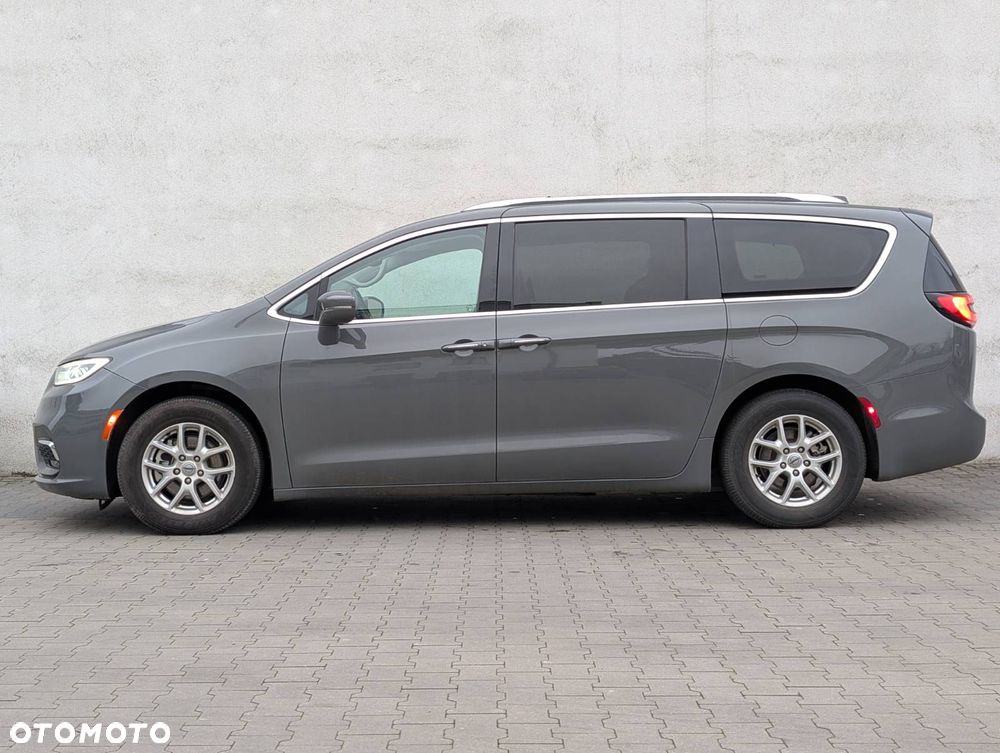 Chrysler Pacifica - 6