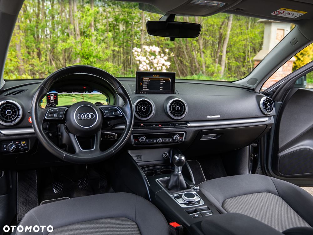 Audi A3 Sportback 2.0 TDI Sport - 32