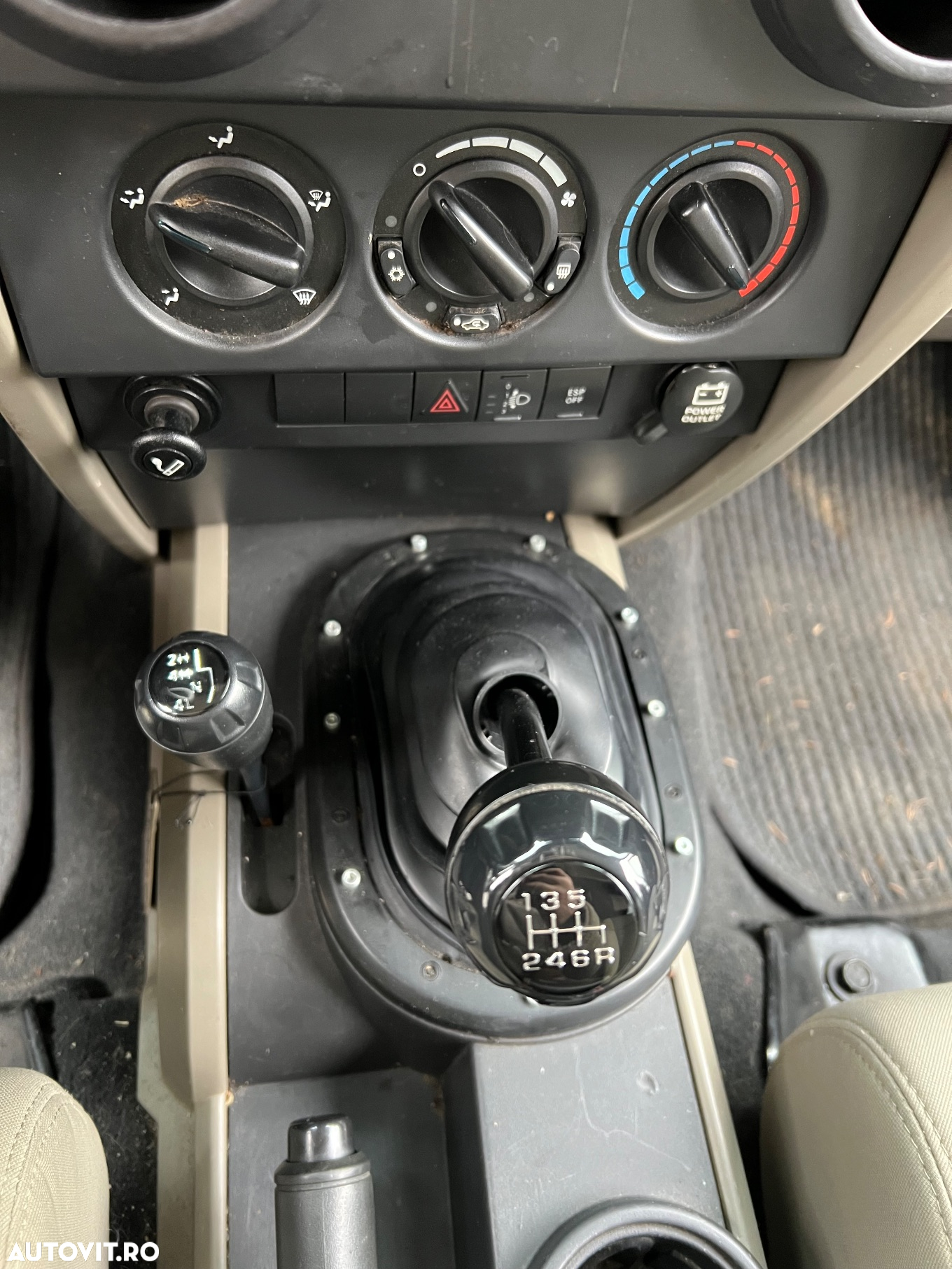 Jeep Wrangler 2.8 CRD Sahara - 6