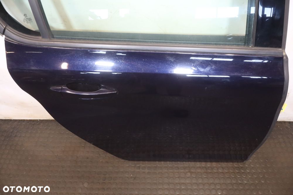 drzwi prawy tył - 7