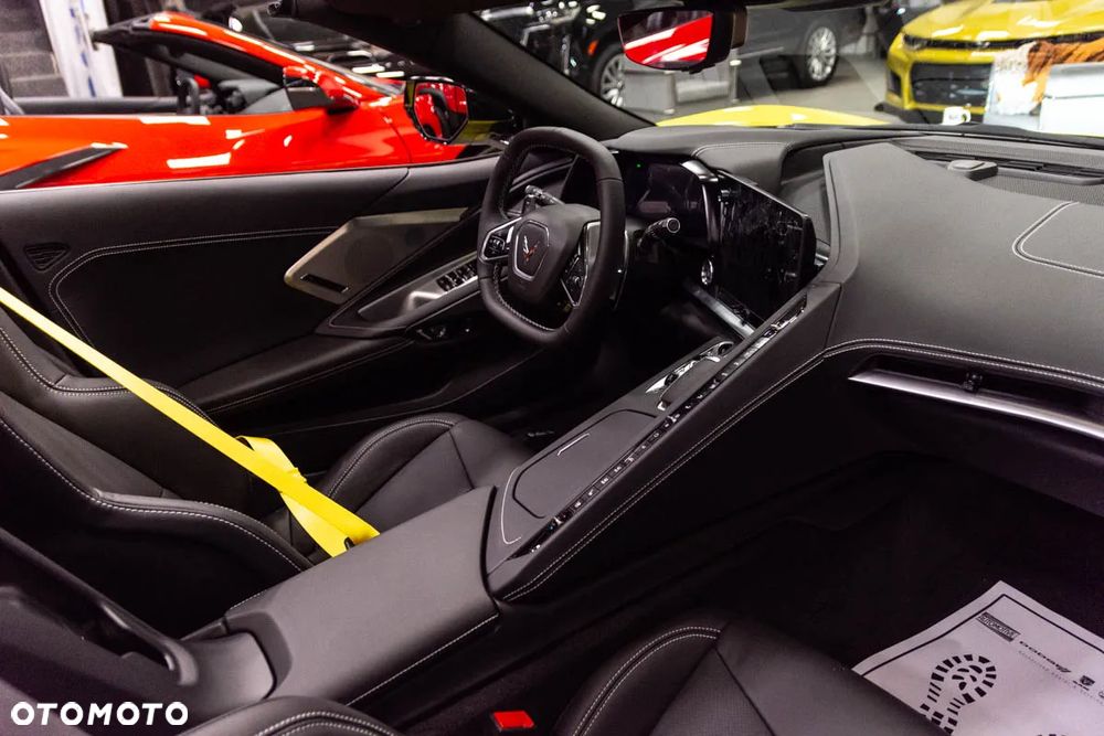 Chevrolet Corvette - 20