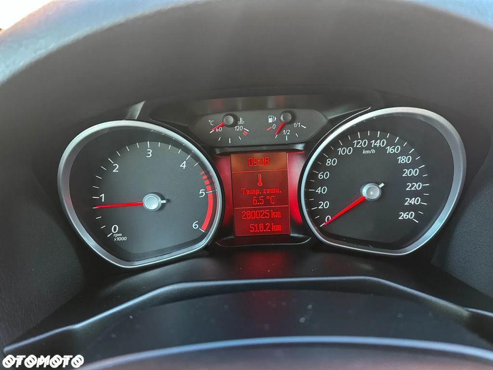 Ford Mondeo - 27