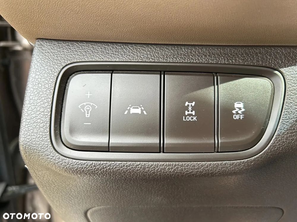 Hyundai Santa Fe 2.0 CRDi Executive 4WD 7os - 21