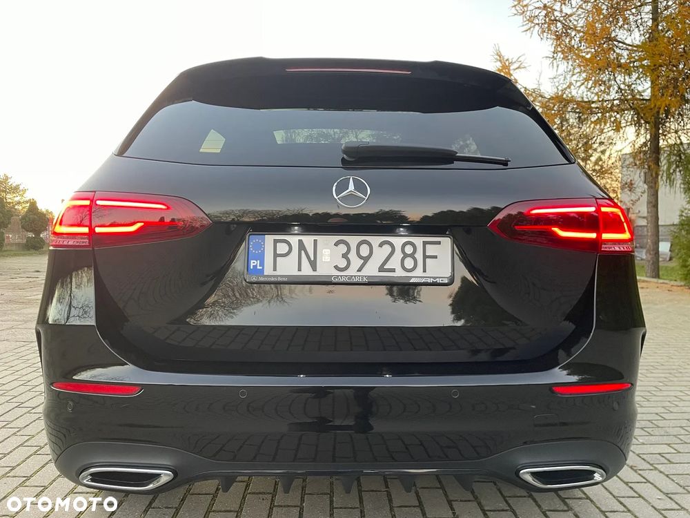 Mercedes-Benz Klasa B 180 d AMG Line 7G-DCT - 11
