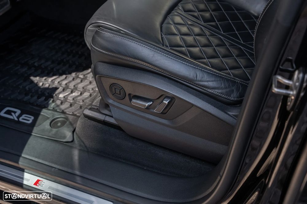 Audi SQ8 S TFSI quattro tiptronic - 31
