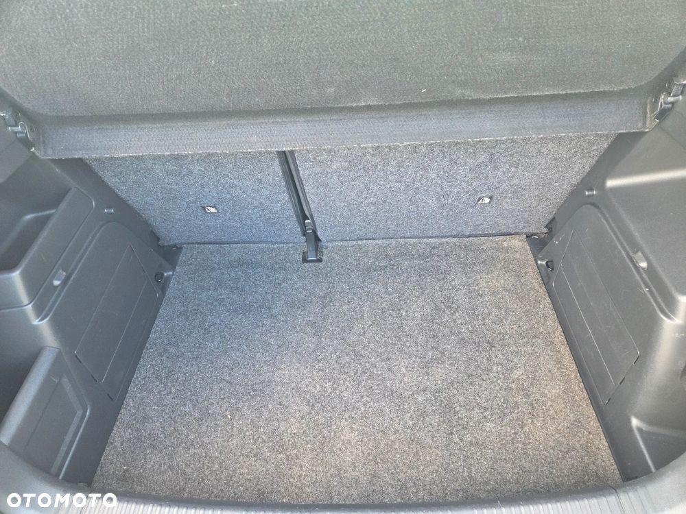 Skoda Fabia 1.0 MPI Joy - 16